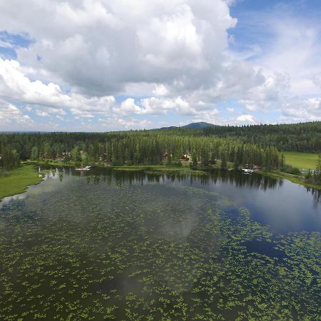 Lac La Hache Ten-Ee-Ah Lodge & Campground מראה חיצוני תמונה