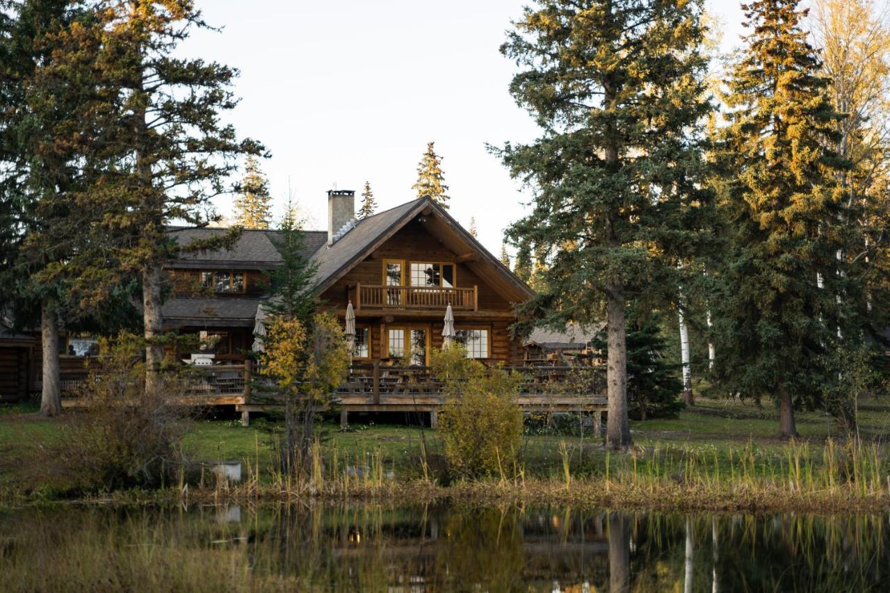 Lac La Hache Ten-Ee-Ah Lodge & Campground מראה חיצוני תמונה